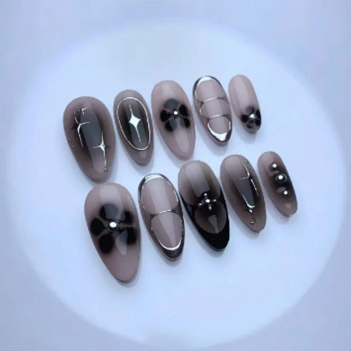 Y2k Press on Nails with Almond Head Design Cat's Eye Silver Stripe Pattern