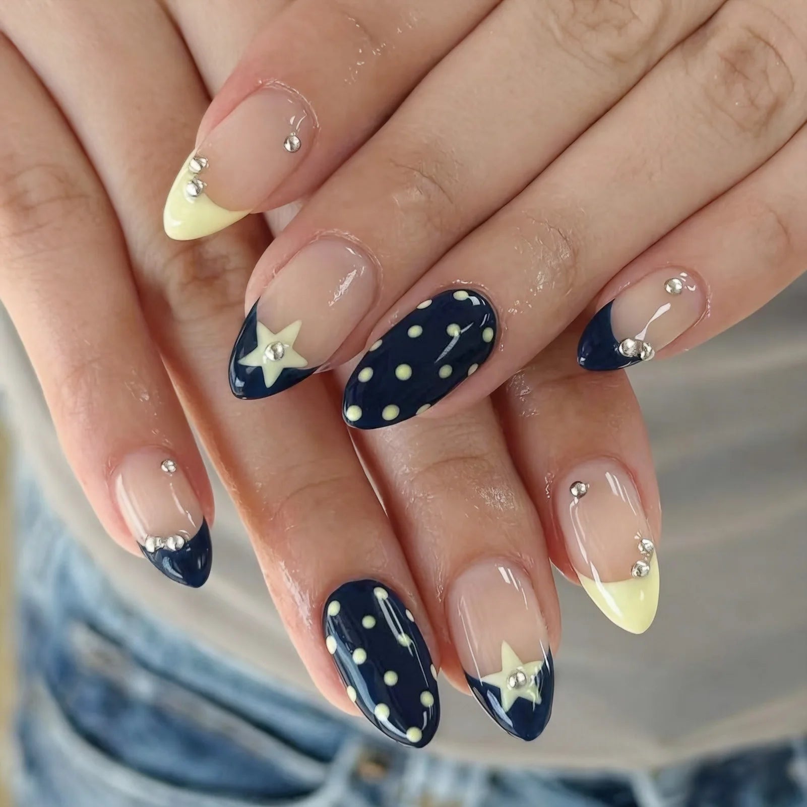 Stiletto Press On Nails Black Silver Bowknot Dissymmetry Nail Art