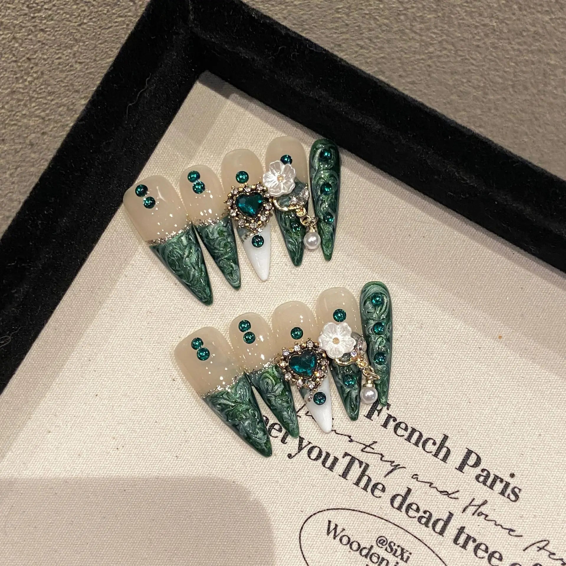 Long Y2K Stiletto Press on Gothic Alt Nails