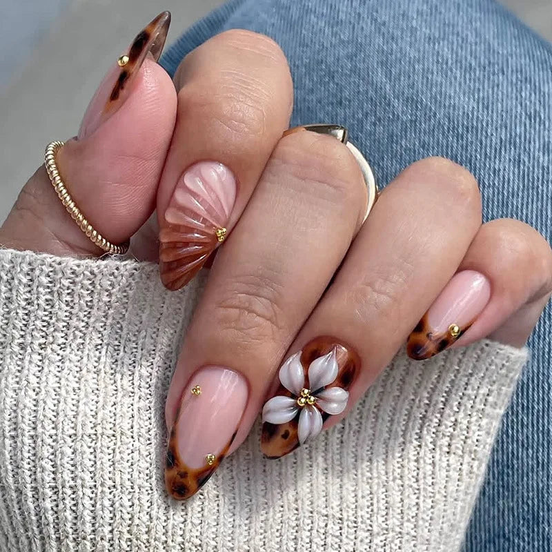 Mid-length Gilded 3D Flower Gradient Almond Reusable Press On Nails