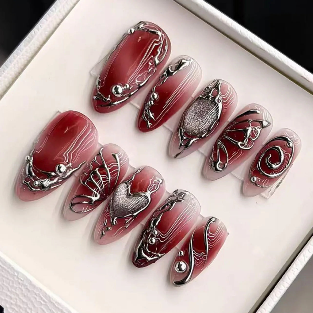 Y2k Press on Nails with Almond Head Design Cat's Eye Silver Stripe Pattern